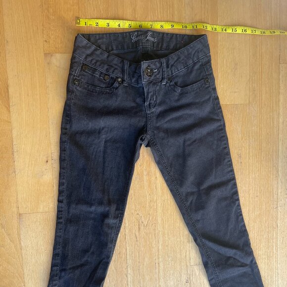 Guess Jeans Low-Rise Capris/Cropped Cut Black/Dark Grey Wash - Picture 6 of 7